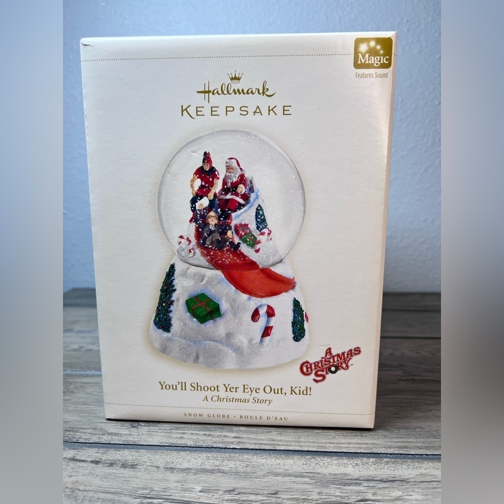Hallmark Vintage 2006 A Christmas Story Snow Globe "You'll Shoot Yer Eye Out Kid
